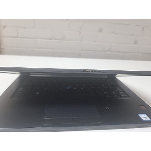 B-Grade Laptops Dell 7490