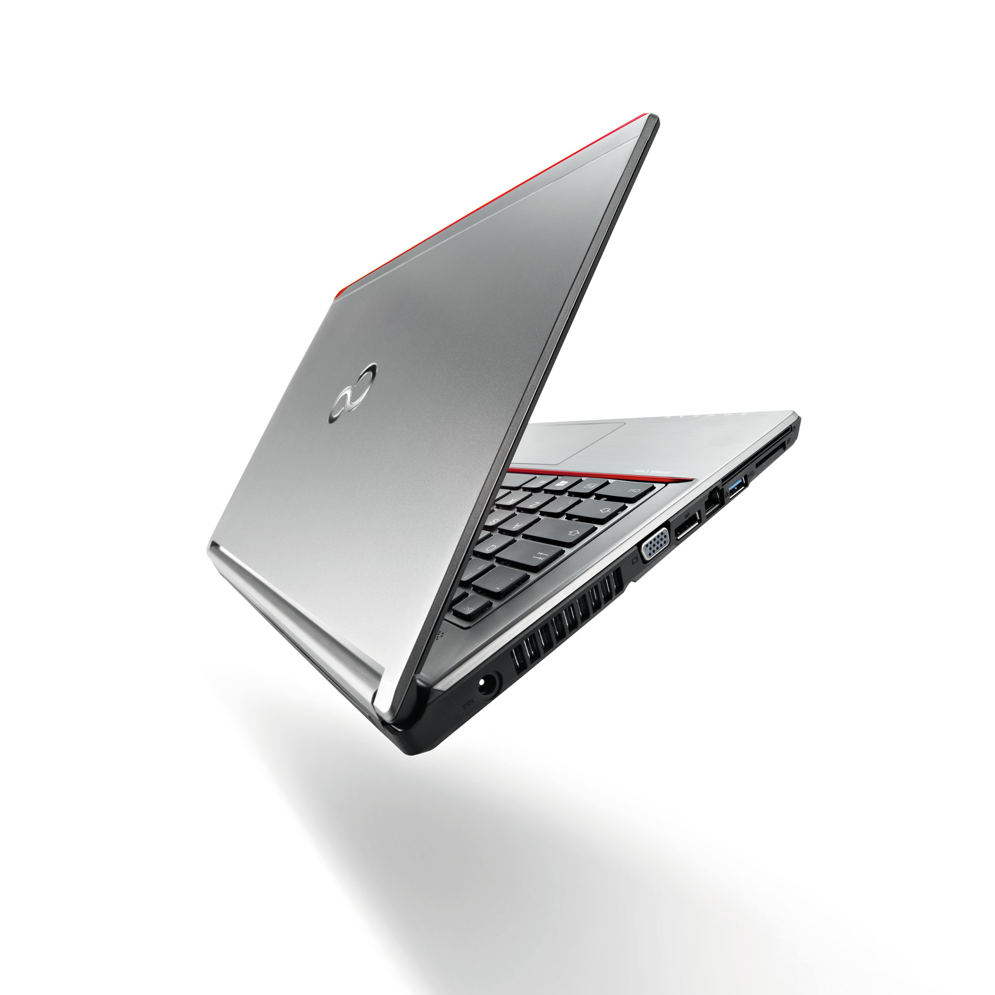Gebruikte Laptops Fujitsu E744