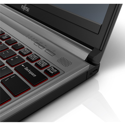 Gebruikte Laptops Fujitsu Siemens E736